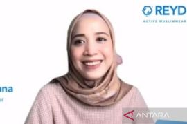 Memilih busana olahraga muslimah ala Fanny Fabriana