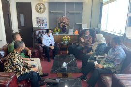 Gubernur temui Wamendag pastikan pembangunan pasar ikan Anambas
