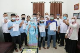 DP3APM dan Disdukcapil serahkan akte lahir di Lapas Tebing Tinggi