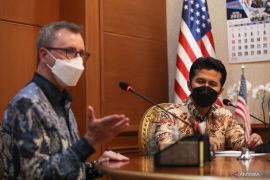 Pertemuan Wagub Jatim Dengan Konjen Amerika Serikat