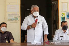 KSP kawal perbaikan mangrove dan akses jalan untuk petani garam Cirebon