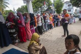 Penyaluran Program Indonesia Pintar Page 1 Small