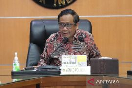 Mahfud MD ingatkan aparat keamanan tak ada kekerasan saat jaga aksi mahasiswa