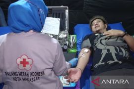 PMI Makassar gelar donor darah usai tarawih di masjid