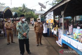 Warga Padang Batung antusias ikuti pasar murah Disdag Kalsel dan HSS