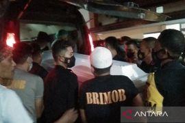 Perwira Brimob yang gugur saat pengamanan demo di Sultra dimakamkan di Sumut