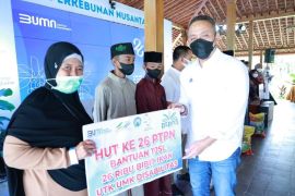 PTPN V salurkan 26.000 bibit ikan kepada kelompok disabilitas