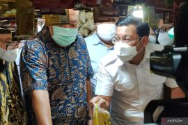 Ini penyebab minyak goreng curah masih di atas Rp14 ribu