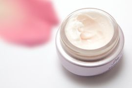 Ini produk "skincare" dengan retinol paling diburu