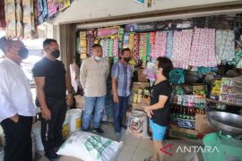 DPRD Babel Sidak Kelangkaan Minyak Goreng di Pasar Tradisional Sungailiat