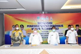 Bupati Kasmarni ingatkan Camat tak hamburkan anggaran seremonial