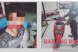 Ditangkap di Kalteng, tersangka pembunuh mahasiswa STIPER Amuntai dibawa ke Barabai