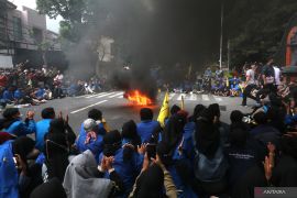 Unjuk Rasa PMII di Kediri