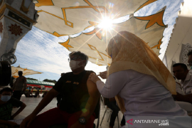 Vaksinasi massal COVID-19 Pemerintah Aceh tembus 100 ribu