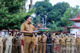 Pemkab Pamekasan sediakan dana Rp33,9 miliar untuk THR 6.983 pegawai