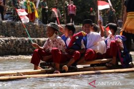 "Balanting" ramaikan launching Desa Hulu Banyu sebagai Kampung Pancasila