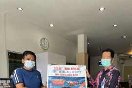Chabir Husin dapat sepeda motor All New Honda PCX dari BNI Sintang