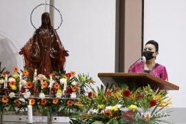 Ibadah Jumat Agung di Ngabang berjalan khidmat