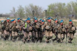 Bagaimana tetangga-tetangga Rusia terhadap invasi di Ukraina