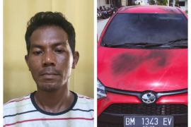 Cinta ditolak, pria di Bengkalis nekat bakar mobil pujaan hati