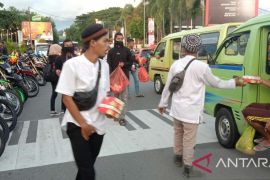 Berbagi kebahagiaan pada bulan Ramadhan