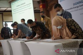 Dukung energi bersih, PLN gandeng delapan pabrik rekanan H&amp;M manfaatkan layanan REC