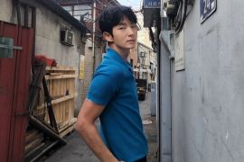 Positif COVID-19, Lee Joon Gi absen syuting "Again My Life"