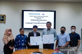 PCR gandeng LTI masukkan bahasa Inggris sebagai mata kuliah wajib