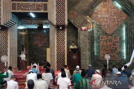 Kakanwil Kemenag Sulsel ajak umat Muslim maknai malam Nuzulul Quran