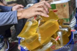 Penyidik Kejagung periksa 4 saksi perusahaan minyak terkait korupsi ekspor CPO