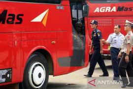 Dishub Karawang maksimalkan kegiatan pengecekan kelaikan bus angkutan lebaran
