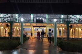 Masjid Ukhuwah Islamiyah Kampus UI memupuk kebersamaan jamaah