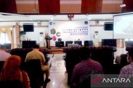 Disperindag Babel Sosialisasikan Pasar Lelang Komoditas ke Para Petani Lada Dan Pengusaha