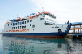 Penumpang di Pelabuhan Penyeberangan Gorontalo pilih mudik lebih awal