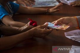 Penyaluran BLT Subsidi Miyak Goreng Di Banjarmasin