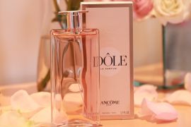 Wewangian feminin masa kini dalam Lancome "Idole"