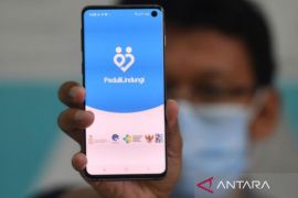 Khofifah ingatkan pengelola tempat wisata fungsikan PeduliLindungi, jangan sekadar pajangan