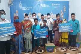 Gelar Safari Ramadhan, Jamkrindo bagikan sembako di Semarang