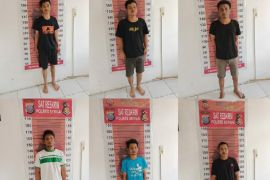 Komplotan spesialis bobol gudang ban dan toko grosir sembako ditangkap