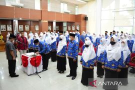 Pemkot Bukittinggi serahkan SK CPNS dan P3K