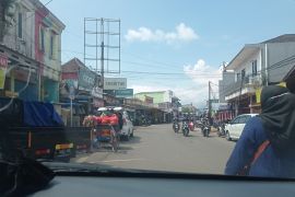 Aktivitas kegempaan meningkat, nelayan jangan mendekat Anak Krakatau