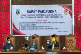 DPRD Kotabaru sampaikan LKPJ kepala daerah periode 2021