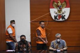 Penahanan Tersangka Korupsi Pengadaan Tanah Pembangunan SMKN 7 T