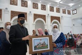 Erman Safar sayangkan adanya yayasan sekolah berikan gaji minim pada guru