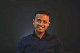 Stafsus Mensesneg: Penurunan kepuasan publik proses alami demokrasi