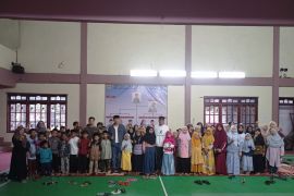 Kelompok pemuda di Tanah Datar gelar berbuka bersama 100 santri Tahfidz