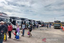 Kemenhub lepas 111 bus mudik gratis di Terminal Pulogebang