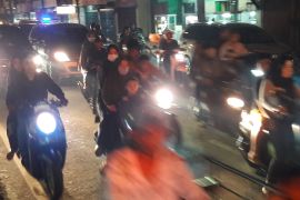 Ribuan warga padati Kota Stabat di malam takbiran