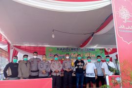 Pemudik gunakan fasilitas pelayanan terpadu untuk beristirahat di Jambi