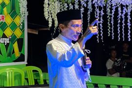 Bupati Gorontalo halalbihalal bersama warga Pilohayanga